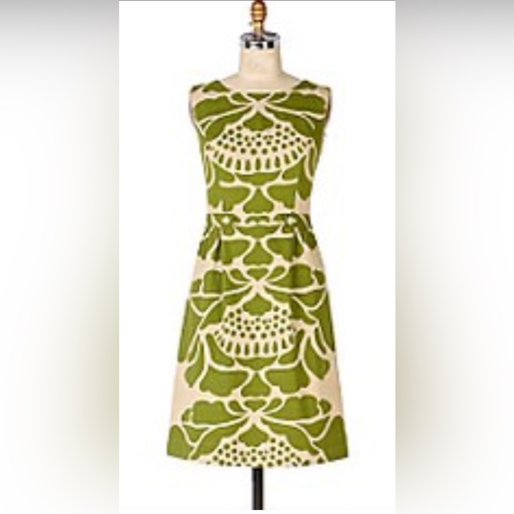 Tabitha Olive Green Giant Floral Patterned Mini/Midi Dress